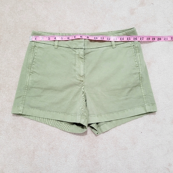 J CREW Woman's Flat Front Chino Casual Shorts Size 8 Stretch Walking Hiking - Picture 4 of 9
